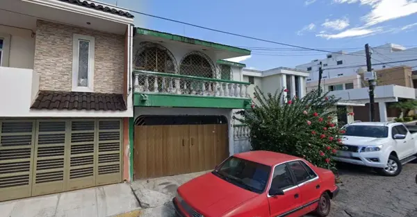 Casa en venta en Versalles, Tepic — foto 3 de 9