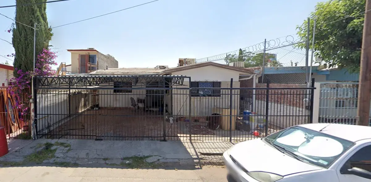 Casa en venta en Monumental, Juárez — foto 1 de 12