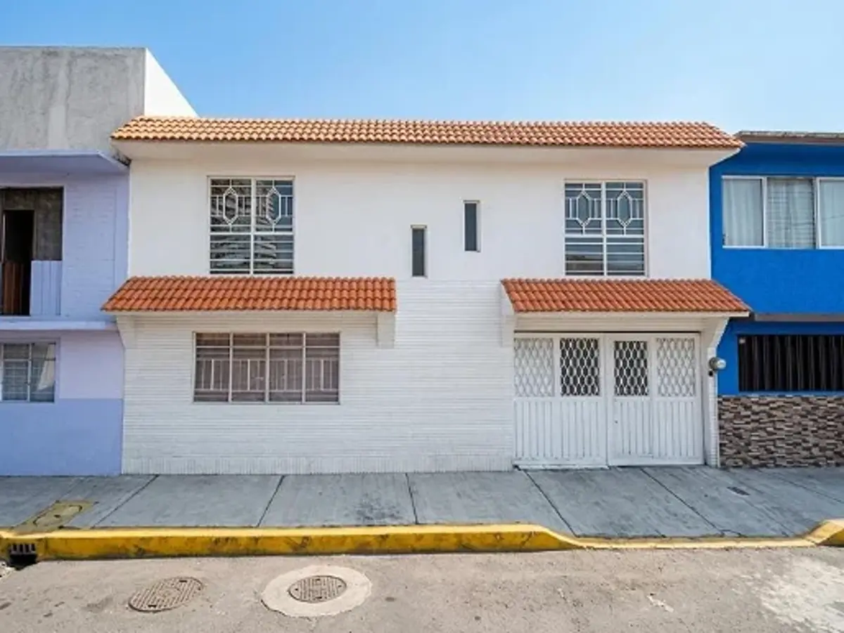 Casa en venta en Cerro de la Estrella, Iztapalapa — foto 1 de 8