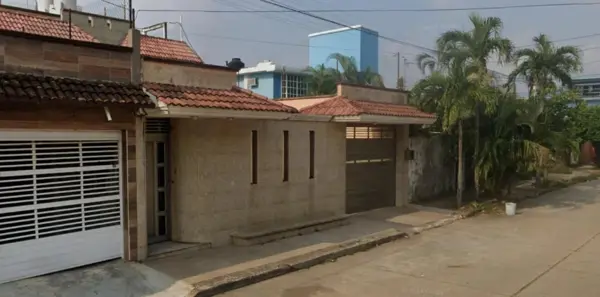 Casa en venta en Esfuerzo de los Hermanos Del Trabajo, Coatzacoalcos — foto 2 de 8