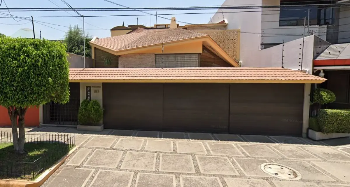 Casa en venta en Ciudad Satelite, Naucalpan de Juárez — foto 1 de 9