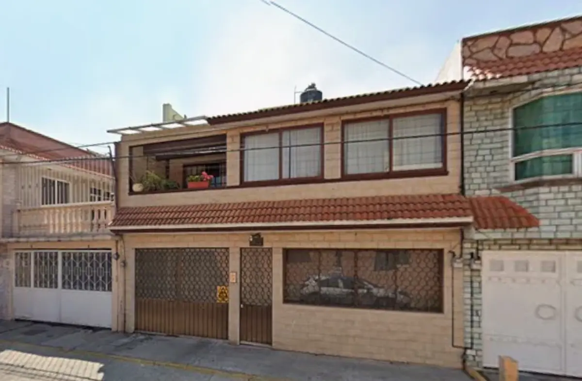 Casa en venta en Industrias Tulpetlac, Ecatepec de Morelos — foto 1 de 9