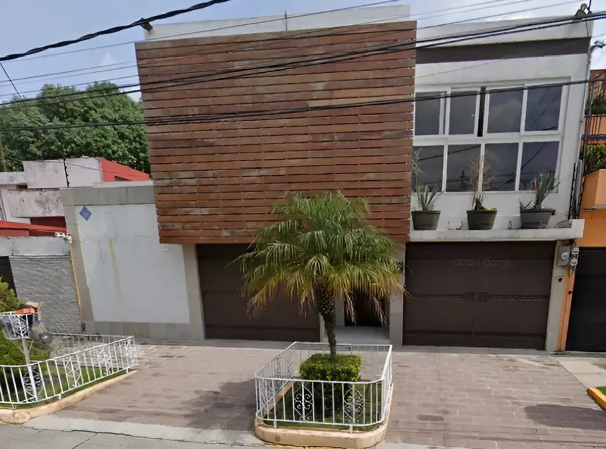 Casa en venta en Ciudad Satelite, Naucalpan de Juárez — foto 1 de 10