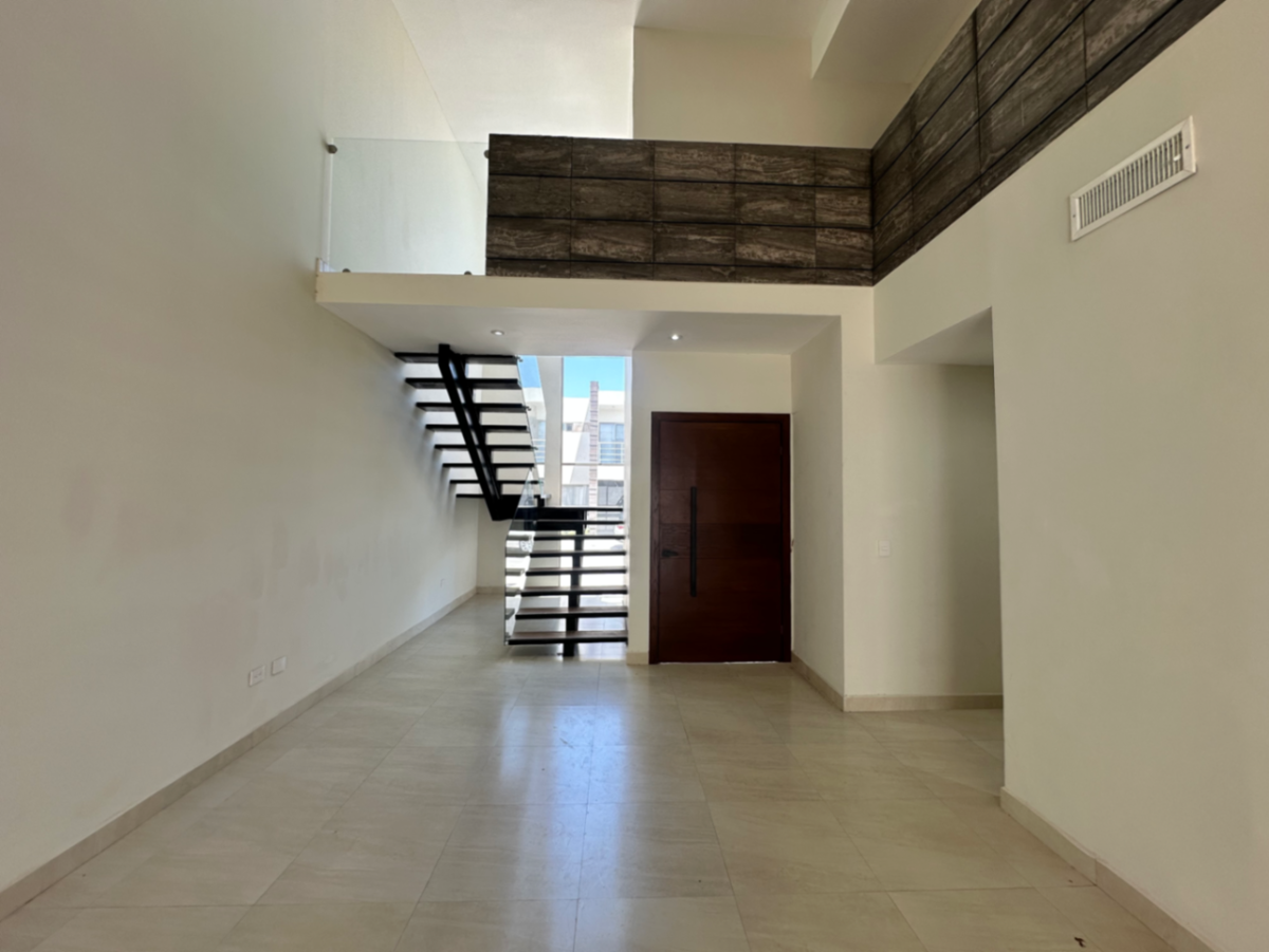 Casa en venta en Los Viñedos, Torreón — foto 1 de 15