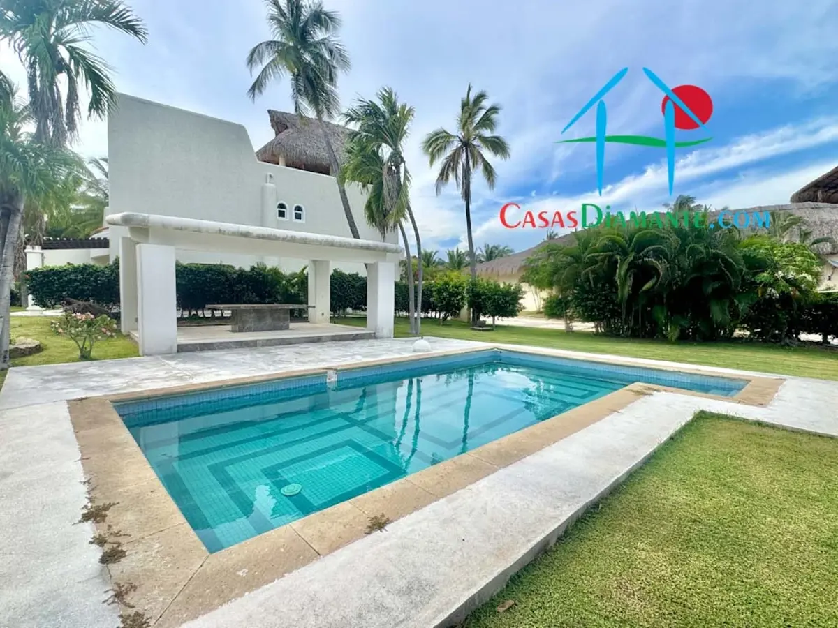Casa en venta en Son Vida, Acapulco de Juárez — foto 1 de 24