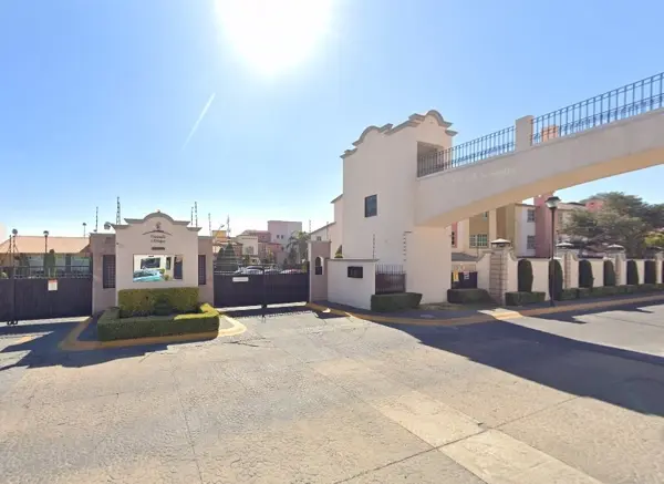 Casa en venta en Hacienda del Bosque, Metepec — foto 3 de 28