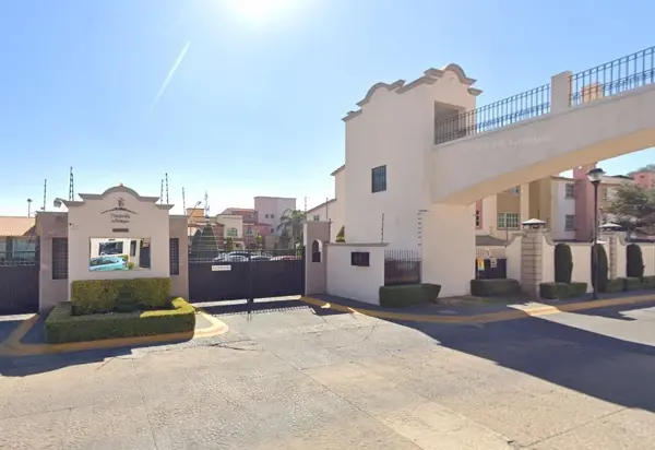 Casa en venta en Hacienda del Bosque, Metepec — foto 3 de 28
