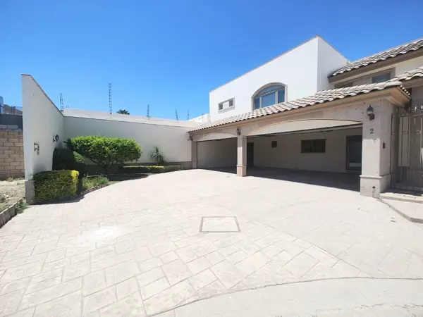 Casa en venta en Hacienda del Rosario, Torreón — foto 2 de 58