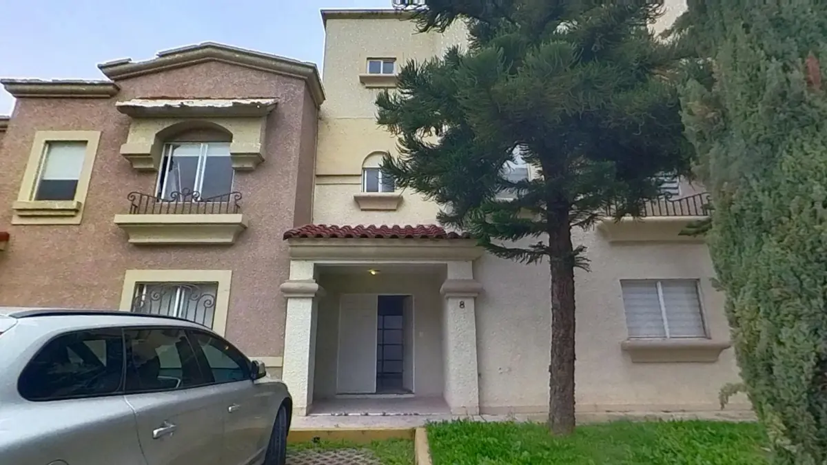 Casa en renta en Urbi Quinta Montecarlo, Cuautitlán Izcalli — foto 1 de 31