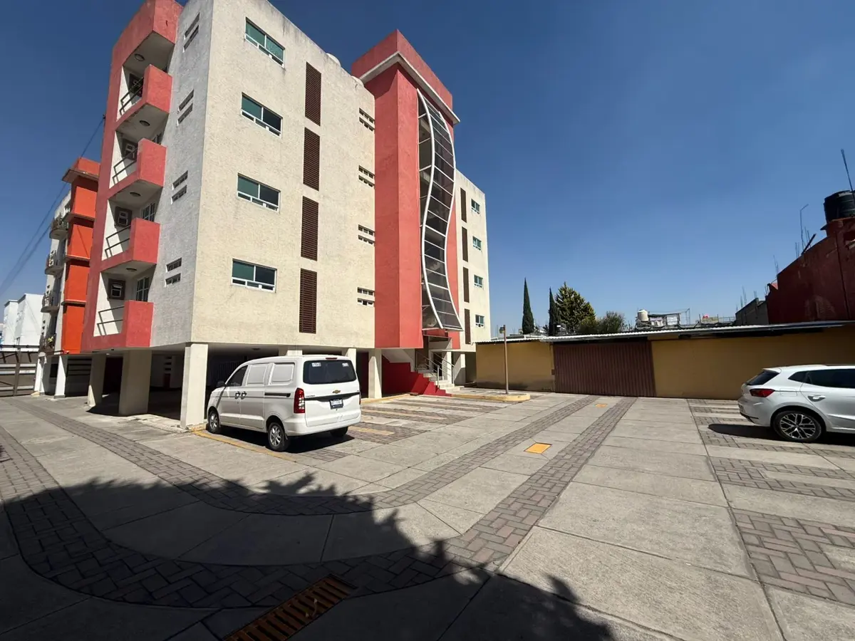 Departamento en renta en San Lorenzo Tepaltitlán Centro, Toluca — foto 1 de 10