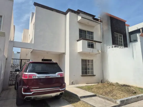 Casa en Renta sector privado, oriente Valdez Sánchez