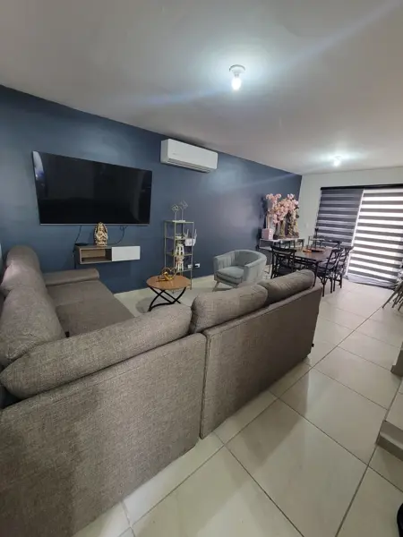 Casa en renta en Lomas del Valle II, Ramos Arizpe — foto 2 de 10