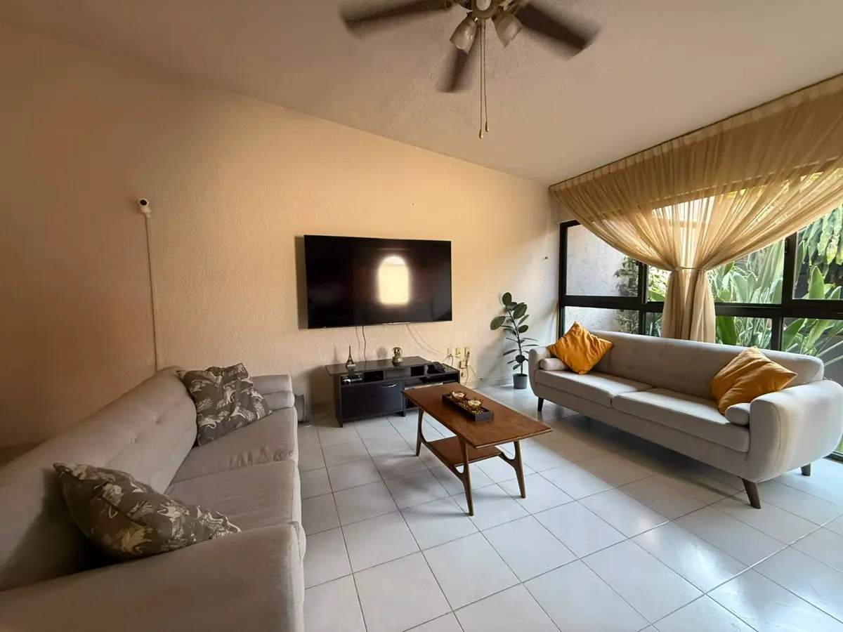 Casa en venta en Las Fincas, Jiutepec — foto 1 de 10