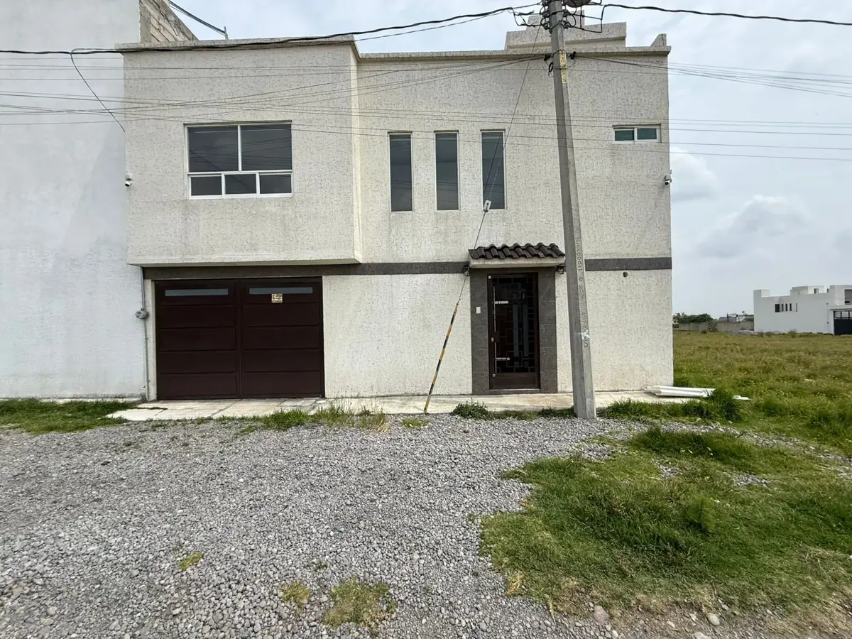 Casa en renta en Capultitlán Centro, Toluca — foto 1 de 19