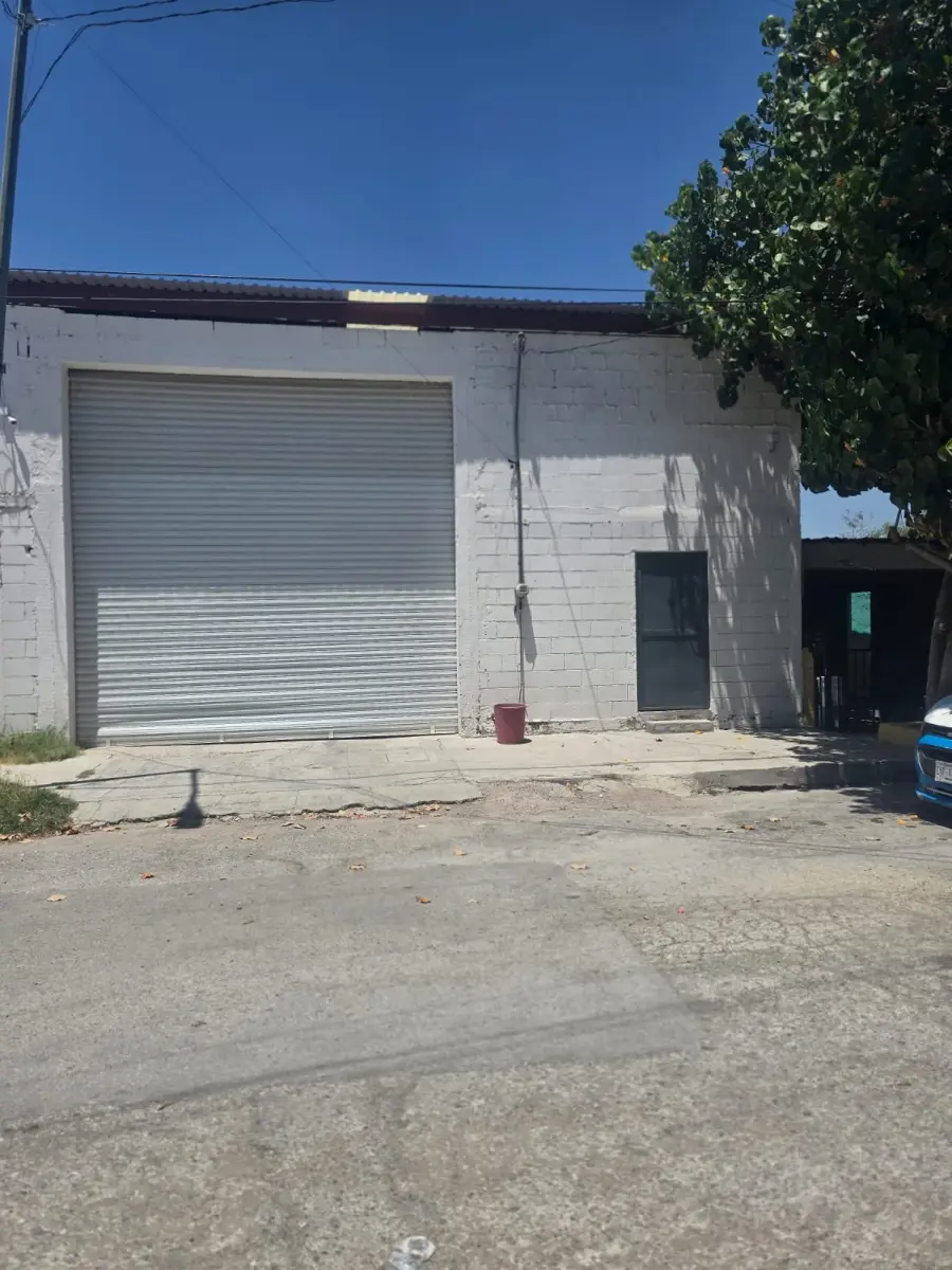 Bodega en renta en Moctezuma, Torreón