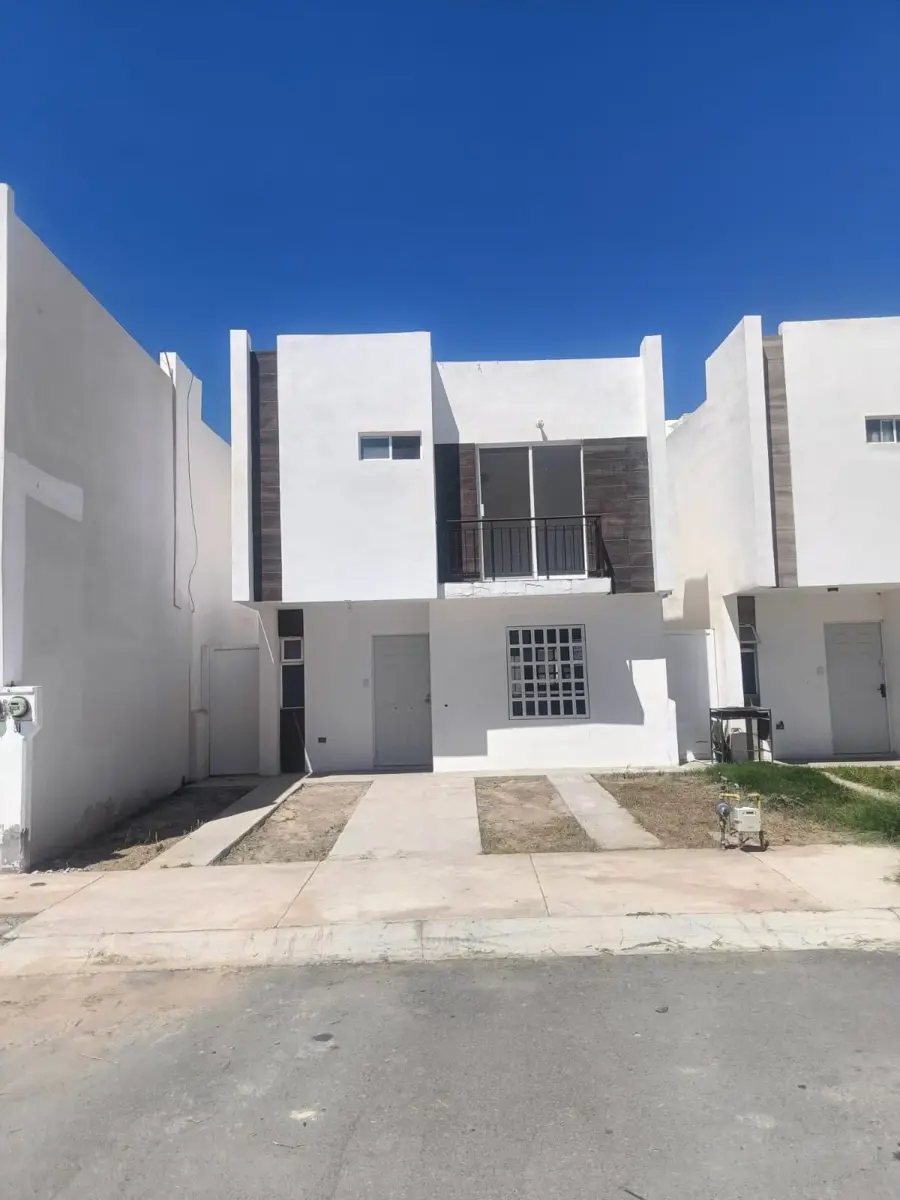 Casa en venta en Arezzo, Torreón — foto 1 de 31