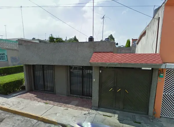 Casa en venta en Parque Residencial Coacalco 1a Sección, Coacalco de Berriozábal — foto 2 de 8