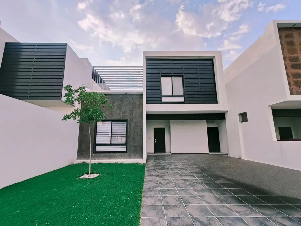 Casa en renta en Rincón Campestre, Saltillo — foto 1 de 20