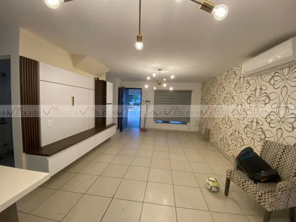 Casa en renta en Brianzzas Residencial Segundo Sector, General Escobedo — foto 3 de 20