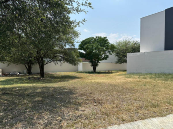 Casa en venta en Colinas del Valle, Monterrey — foto 3 de 3