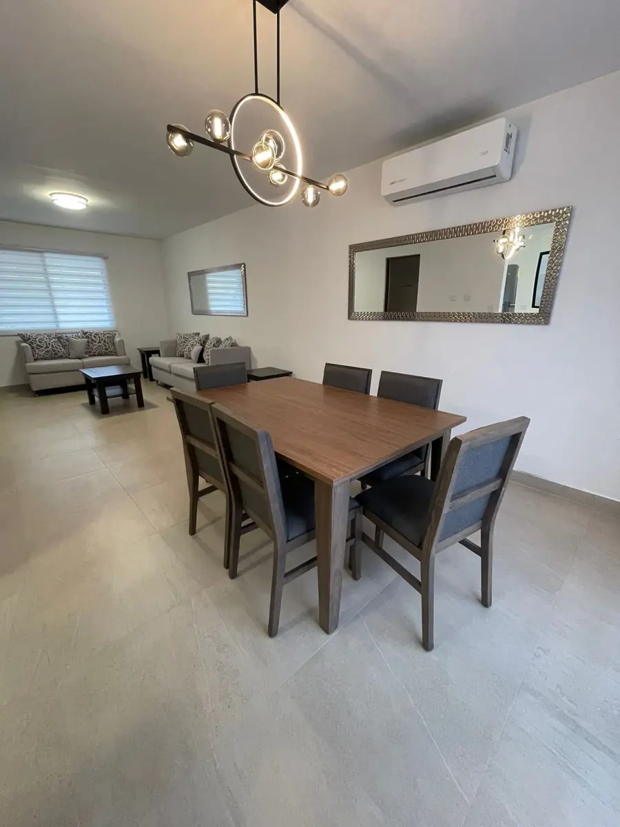 Casa en renta en Cerradas Solé, García — foto 1 de 23