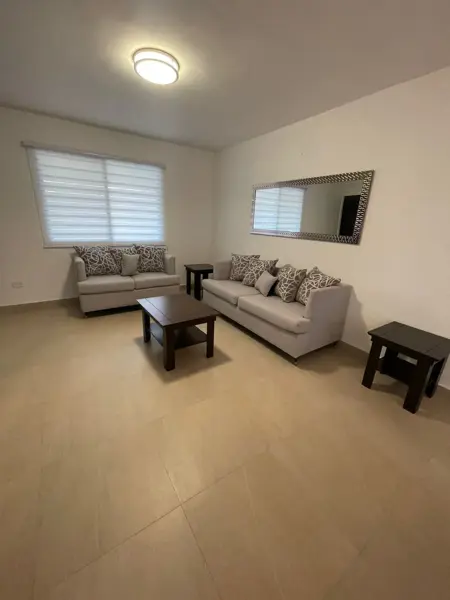 Casa en renta en Cerradas Solé, García — foto 2 de 23