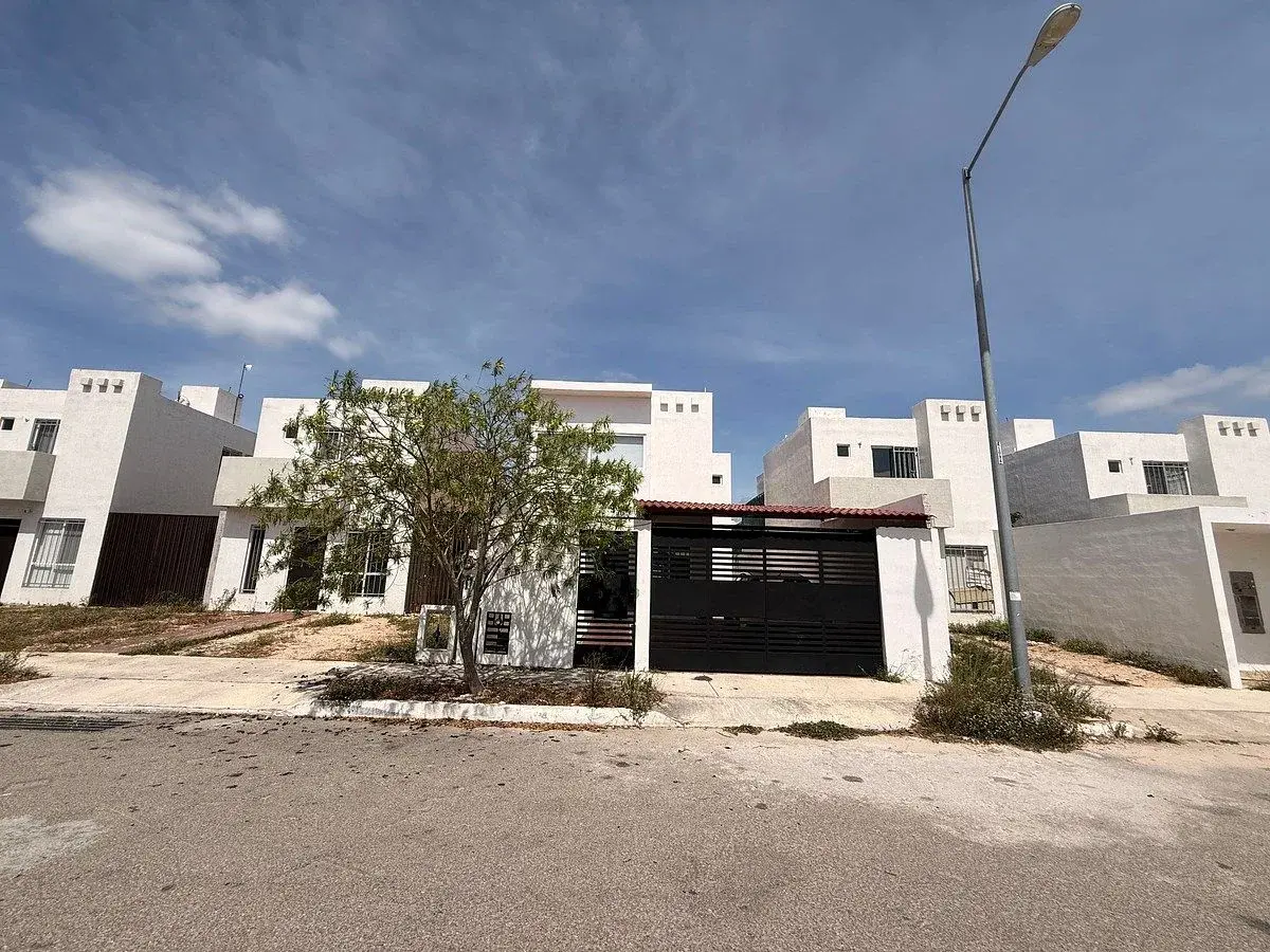 Casa en venta en Tixcacal, Mérida — foto 1 de 13