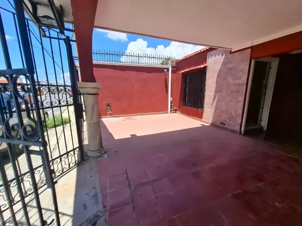 Casa en venta en Los Pinos, Mérida — foto 2 de 32