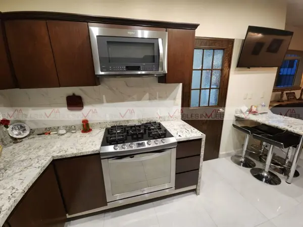 Casa en venta en Portal de Cumbres, Monterrey — foto 3 de 14