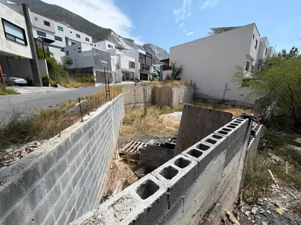 Terreno en venta en Colinas del Valle, Monterrey — foto 3 de 6