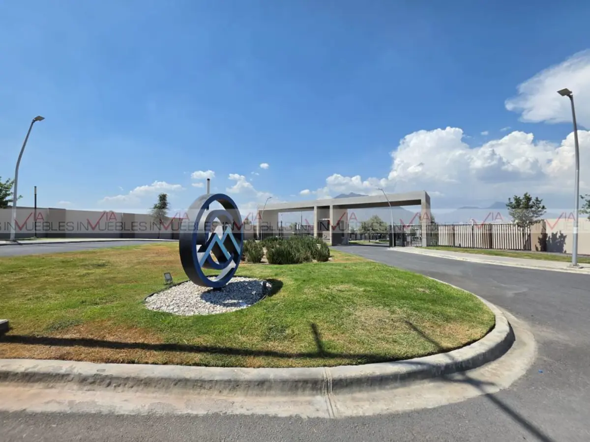 Casa en renta en Cumbres Calzadas, García — foto 1 de 12