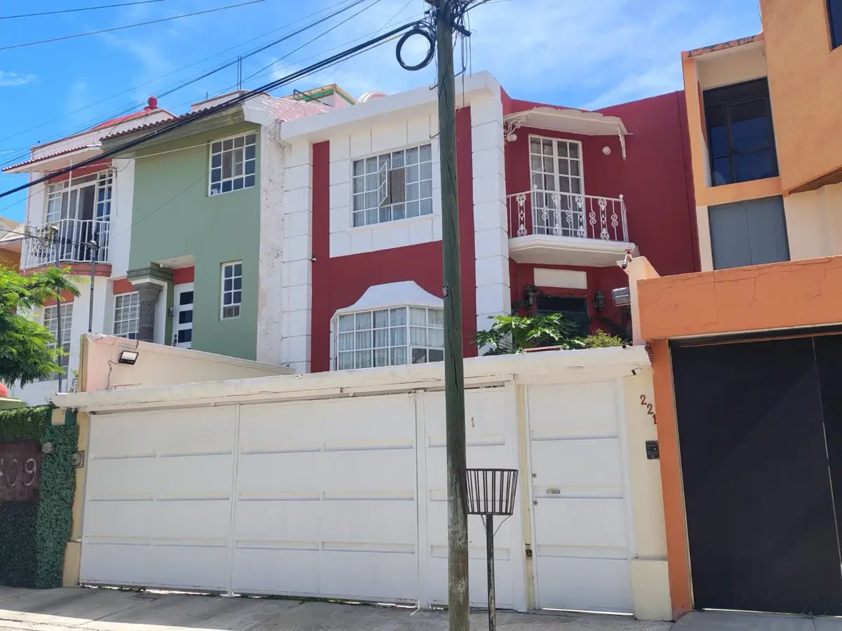 Casa en venta en Tejeda, Corregidora — foto 1 de 2