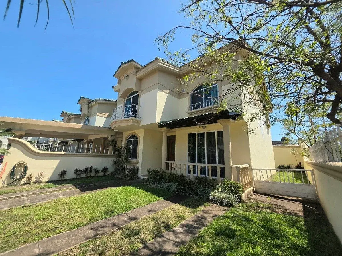 Casa en venta en Residencial la Joya, Boca del Río — foto 1 de 24