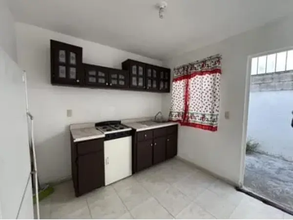 Casa en renta en Bosques de Cantabria, Toluca — foto 3 de 14