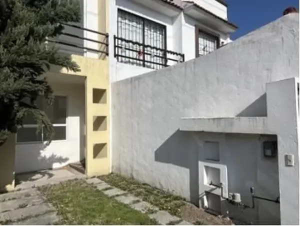 Casa en renta en Bosques de Cantabria, Toluca — foto 2 de 14