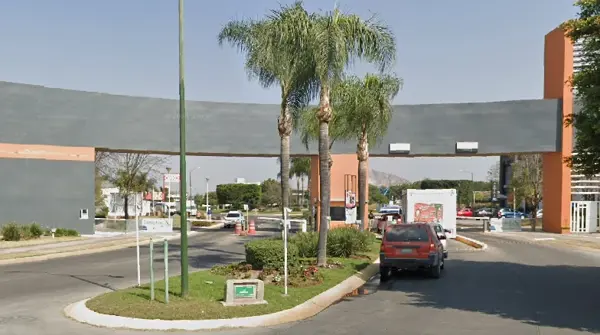 Casa en venta en Campo Real, Zapopan — foto 3 de 8