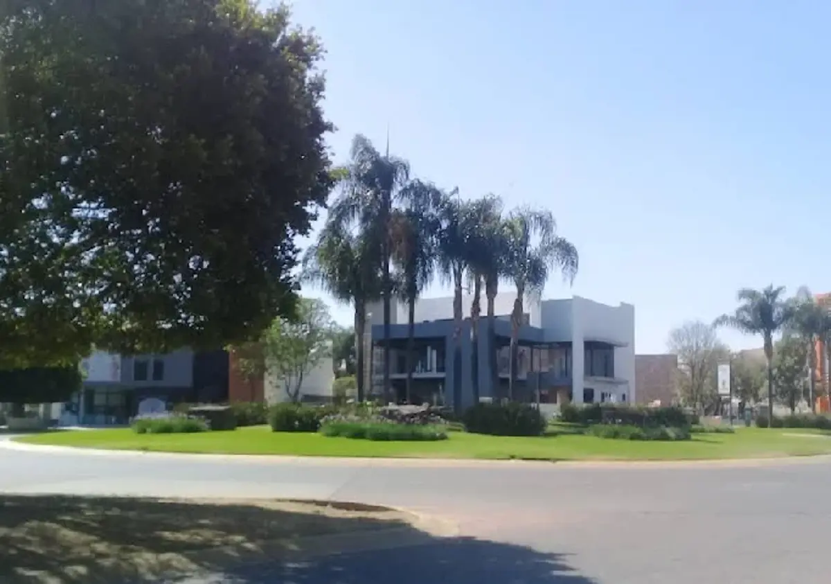 Casa en venta en Campo Real, Zapopan — foto 1 de 8