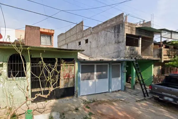Casa en venta en Jardines de Tlalcualeya, Minatitlán — foto 3 de 12