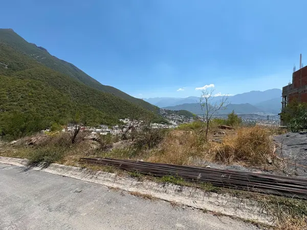 Terreno en venta en Las Águilas, Guadalupe — foto 2 de 5