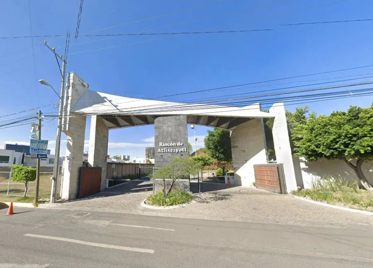 Casa en venta en San Bernardino Tlaxcalancingo, San Andrés Cholula — foto 1 de 7