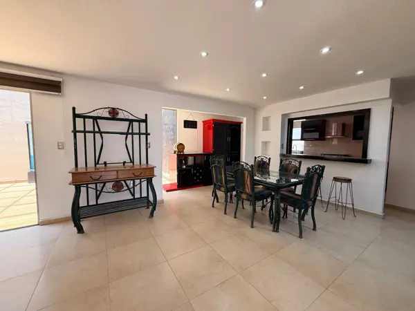 Casa en venta en Paseos de Chavarría, Mineral de la Reforma — foto 3 de 31