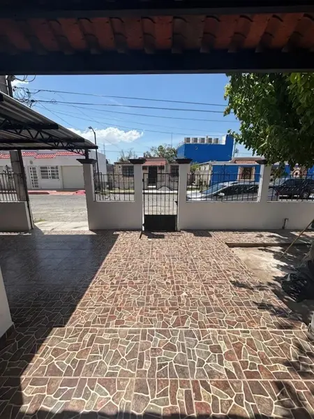 Casa en renta en Obrera Sur Sector II, Monclova — foto 3 de 13