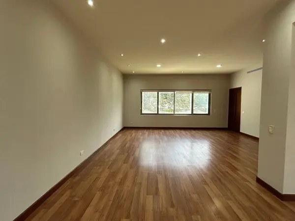 Casa en renta en Lomas del Valle, San Pedro Garza García — foto 2 de 11
