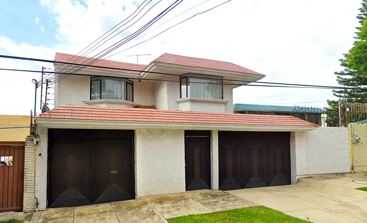 Casa en venta en Ciudad Satelite, Naucalpan de Juárez — foto 1 de 7