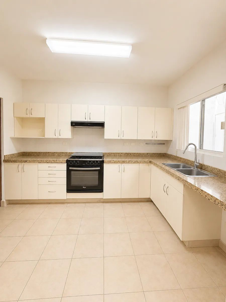 Casa en renta en Lomas de San Agustín 1er. Sector, San Pedro Garza García — foto 3 de 10