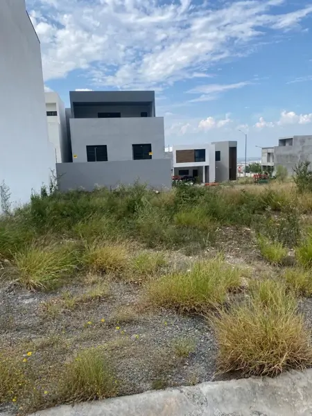 Terreno en venta en Mirador, García — foto 2 de 5