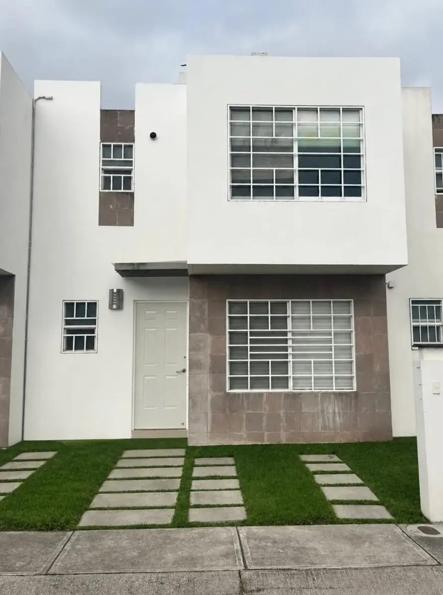 Casa en venta en Paseos del Bosque, Corregidora — foto 1 de 19