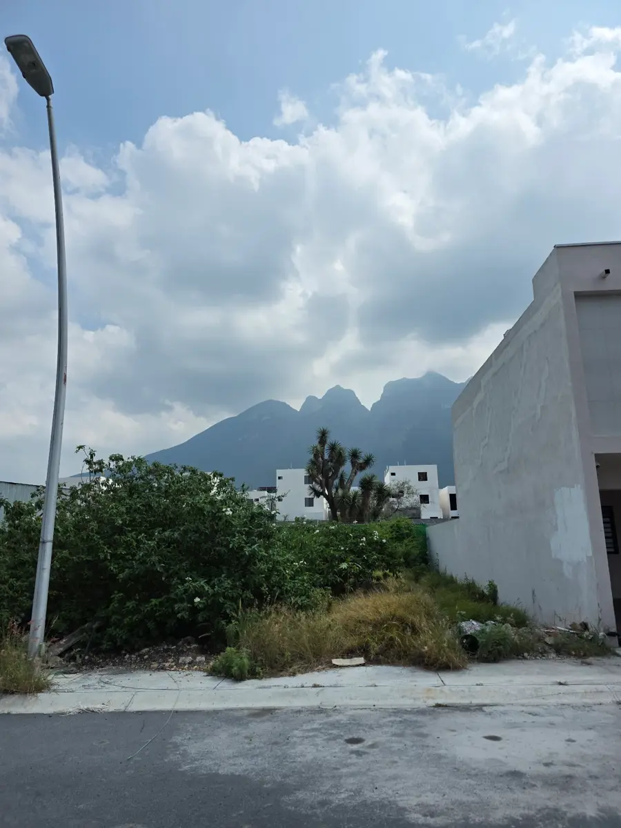 Terreno en venta en Cumbres Platino, Monterrey — foto 1 de 4