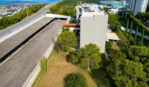 Terreno en venta en Zona Loma Larga Oriente, San Pedro Garza García — foto 2 de 2