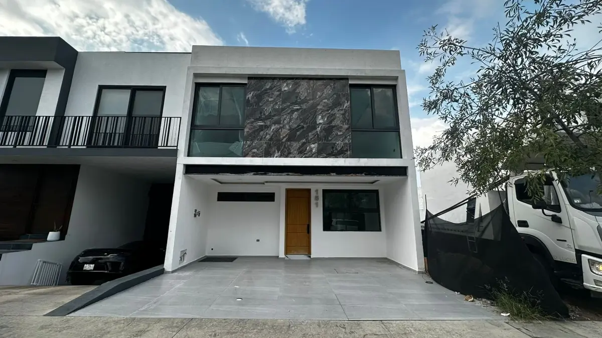 Casa en renta en Solares, Zapopan — foto 1 de 27
